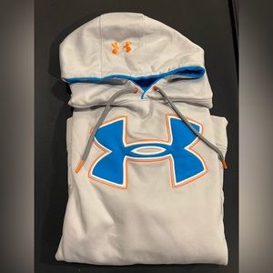 Light grey UnderArmor Sweatshirt